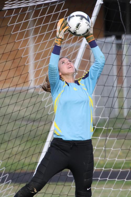 Julia Myers (John Fisken photos)