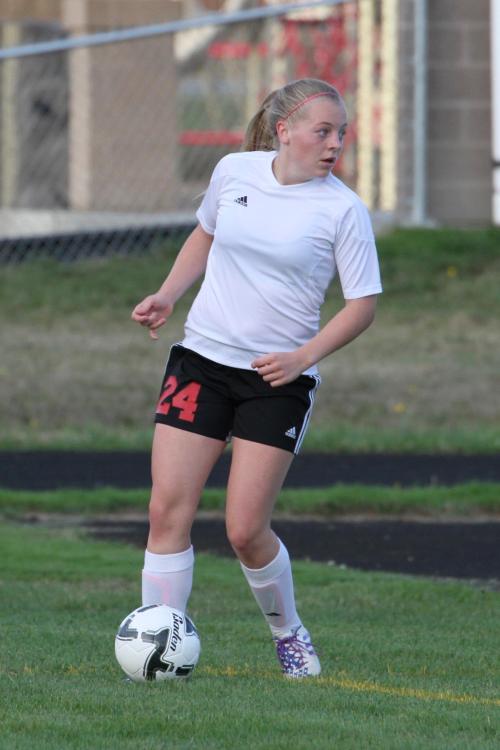 Sage Renninger eyes teh goal.