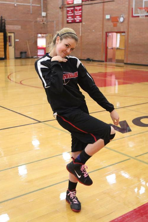 Some people are star athletes. Others are good at taking photos. Only a few can do both. Kacie Kiel, American Badass, ladies and gentlemen. (John Fisken photos)