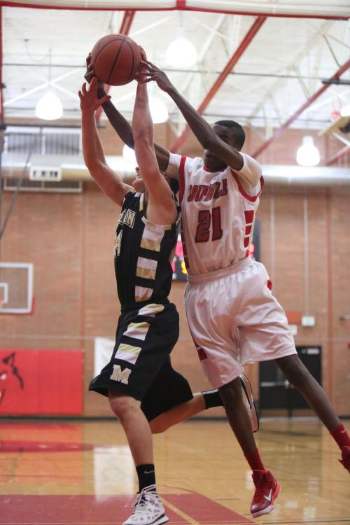 DeAndre Mitchell (21)