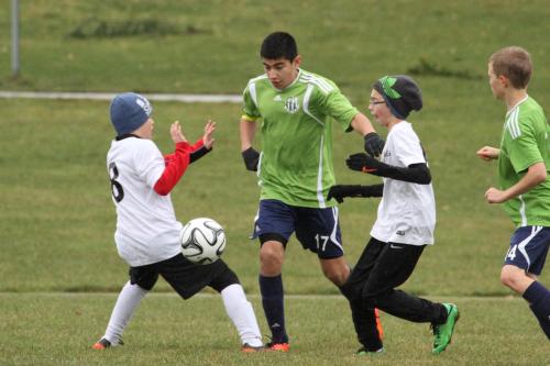 "Dude! Don't hurt me!!" The defense wants no part of Coupeville's Aram Leyva.