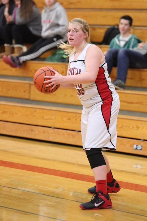 Tiffany Briscoe snatched six boards, helping spur a defensive-orientated win Friday. (John Fisken photo)