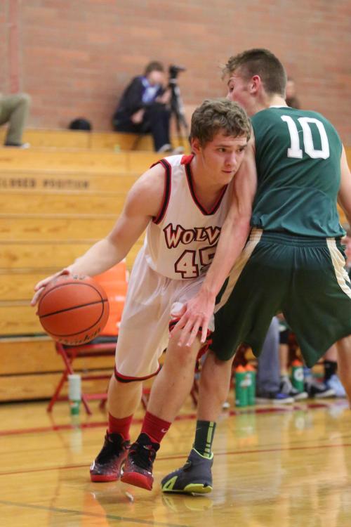 Gabe Wynn and the Wolf boys just need a little opening to make a run.