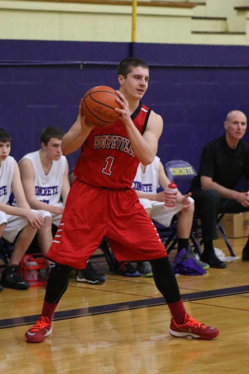 Wiley Hesselgrave pumped in a team-high 10 Friday. (John Fisken photo)