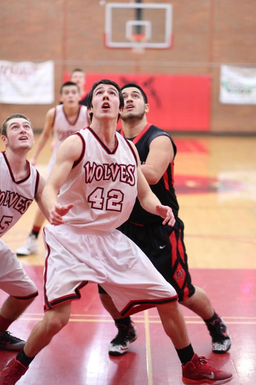 "Do you see it, up there? It's a win, I tell you!!"