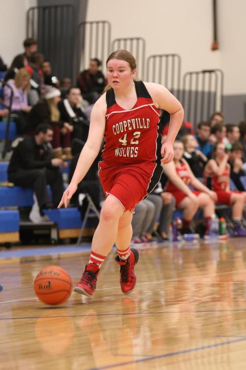 Kailey Kellner popped for a game-high 13 in Wednesday's Wolf JV win. (John Fisken photo)