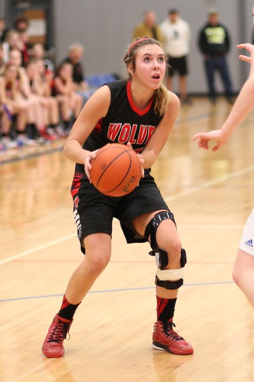 Julia Myers has poured in 33 over the past two games to vault into second on the girls' scoring list. (John Fisken photos)