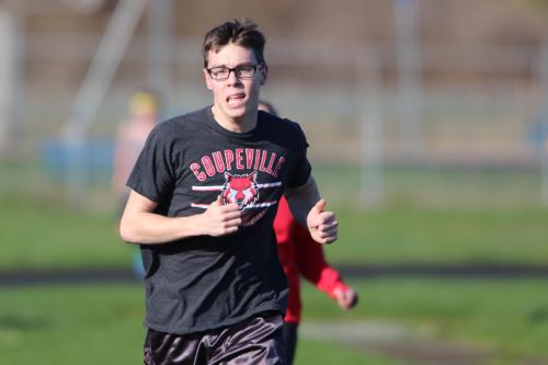 Wolf track star Jared Helmstadter cruises along on day one. (John Fisken photos)