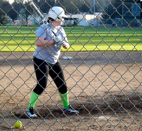 Sarah Wright takes her cuts on the first day of practice. (Kell