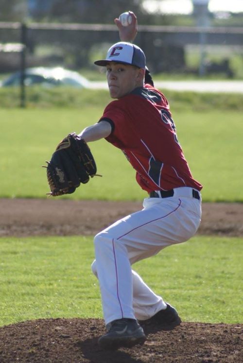 CJ Smith, working quickly and effectively. (Shelli Trumbull photo)