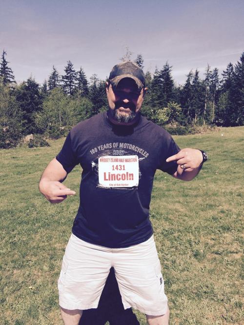 Lincoln Kelley, teaching the young guns how it's done. (Shawna Kelley photo)