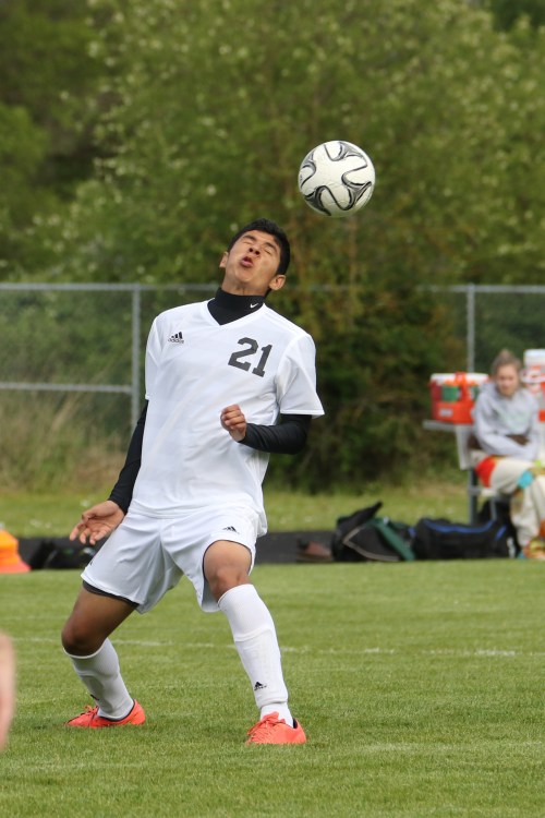 Abraham Leyva sacrifices his noggin for the good of the team.