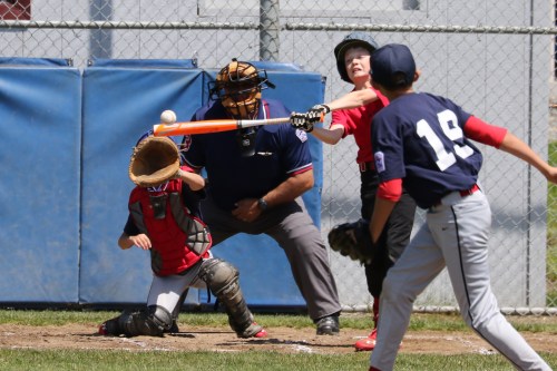 "EYAAAAAGGHHH ... sweet lord, I just pulled every muscle in my entire body. It's OK, though, cause chicks dig the long ball..."