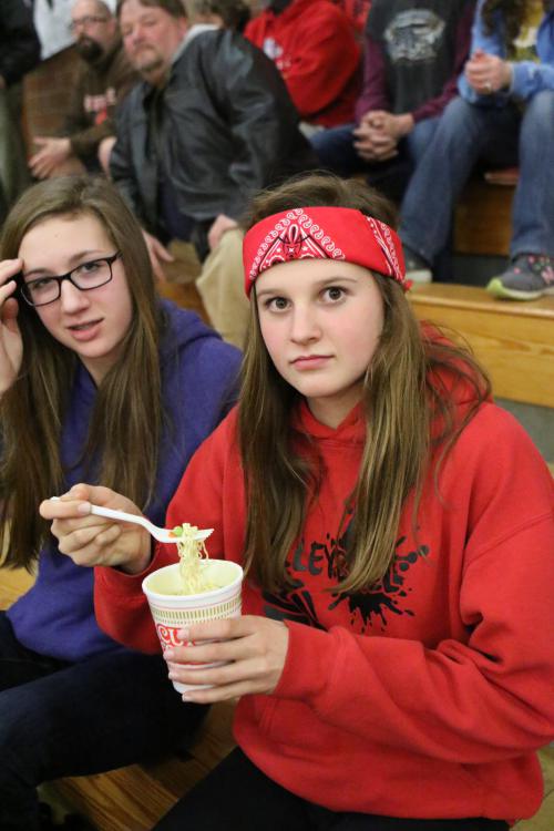 Noodles. It's what makes Lindsey Roberts (right) so fast. (John Fisken photo)