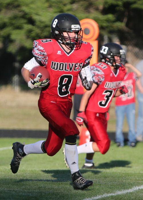 Jake Hoagland (8) snagged the first two catches of his varsity career Friday. (John Fisken photo)