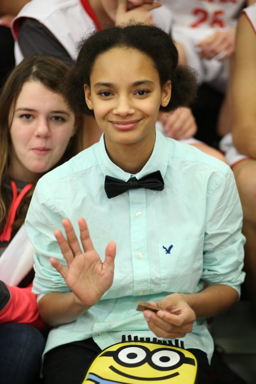The best-dressed stats keepers in the biz -- Cassidy Moody (bow tie) and Melia Welling.