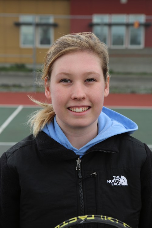 Sydney Autio won in straight sets Thursday one of two Coupeville victories. (John Fisken photo)