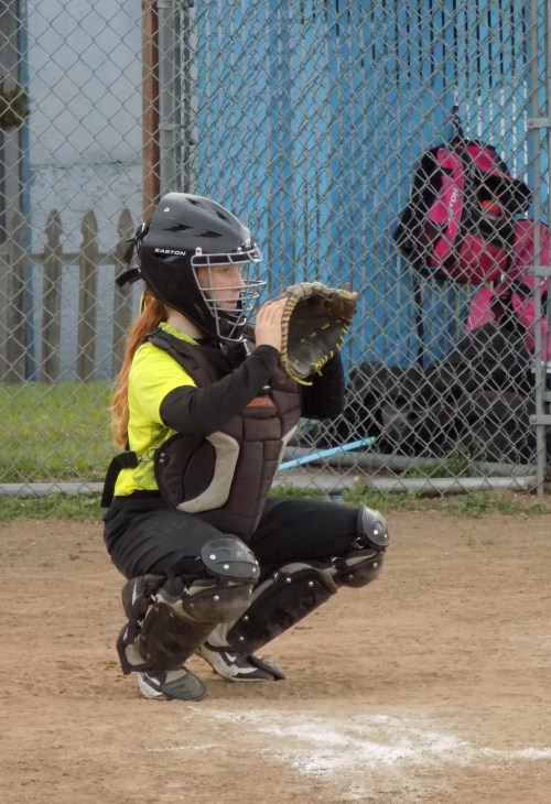 Yellow Jackets catcher Maddy Georges frames the pitch. (Paula Peters photos)