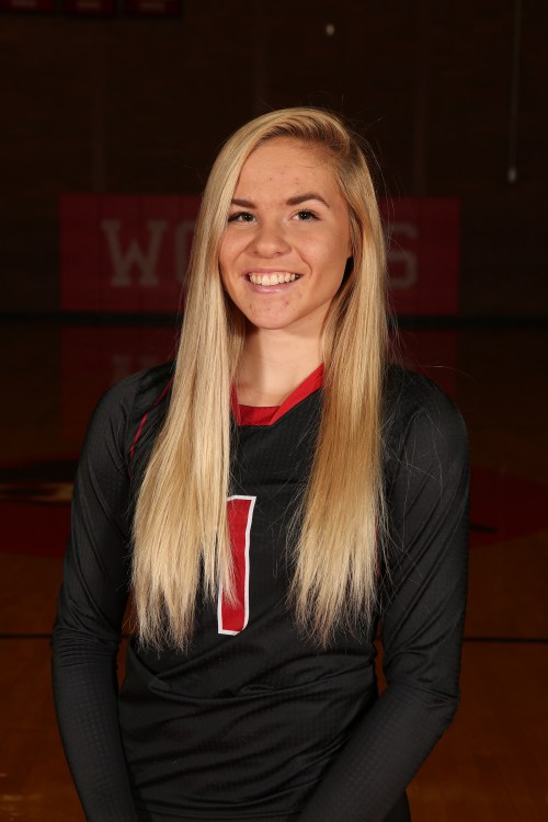 Hope Lodell had eight services aces to pace Coupeville to a straight-sets win Tuesday. (John Fisken photo)