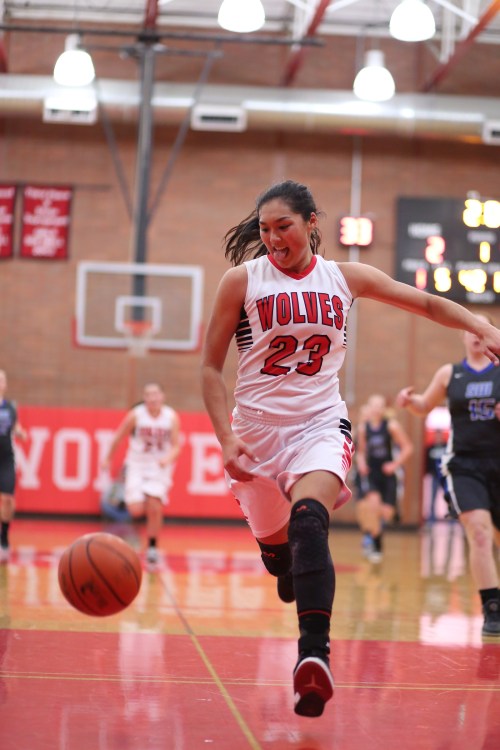 Makana Stone (Sylvia Hurlburt photo)